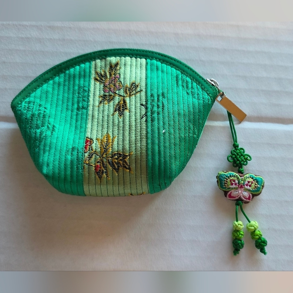 Floral Embroidered Green Pouch